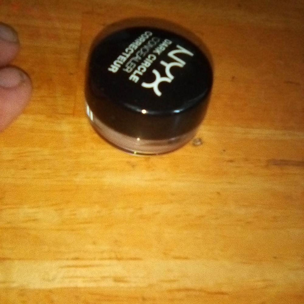 Nyx eyeshadow